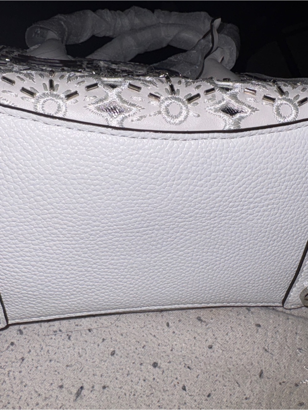 White Lace-Overlay Women's Tote crossbodyHandbag Michael Kors new with defects - Picture 4 of 12